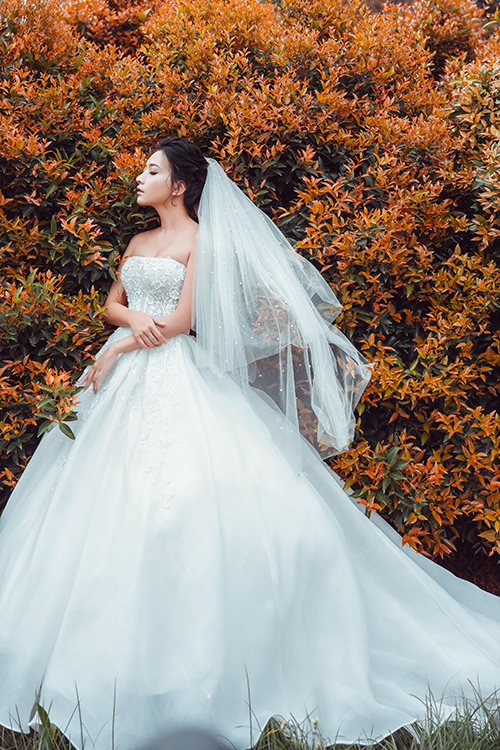 váy cưới đầm cô dâu xoè đẹp thiết kế tay dài kín đáo - Áo cưới |  ThờiTrangNữ.vn